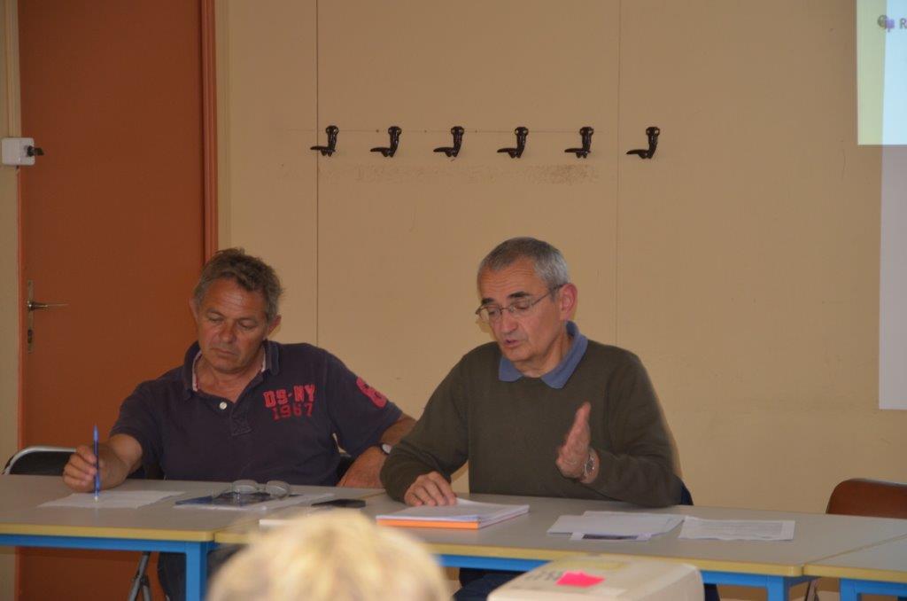 Philippe Allot et Herv� M�chin � l'Assembler g�n�rale de l'ARAP le 08 ao�t 2013. Photo pyb29