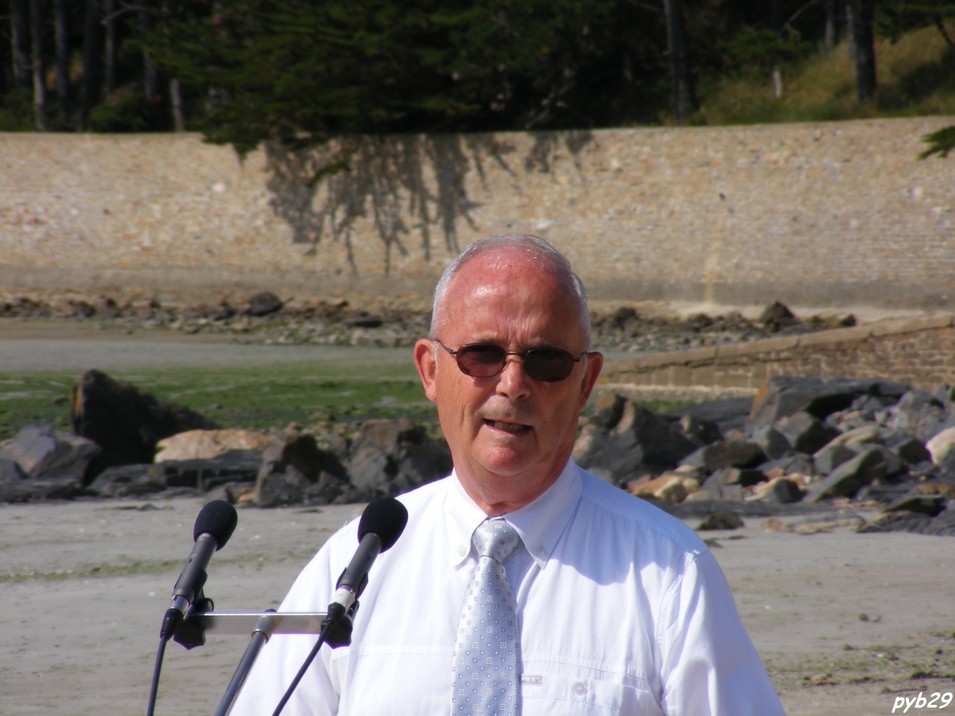 René Ropars, ancien maire de Saint-Michel en Grève le 09 août 2009. Photo pyb29