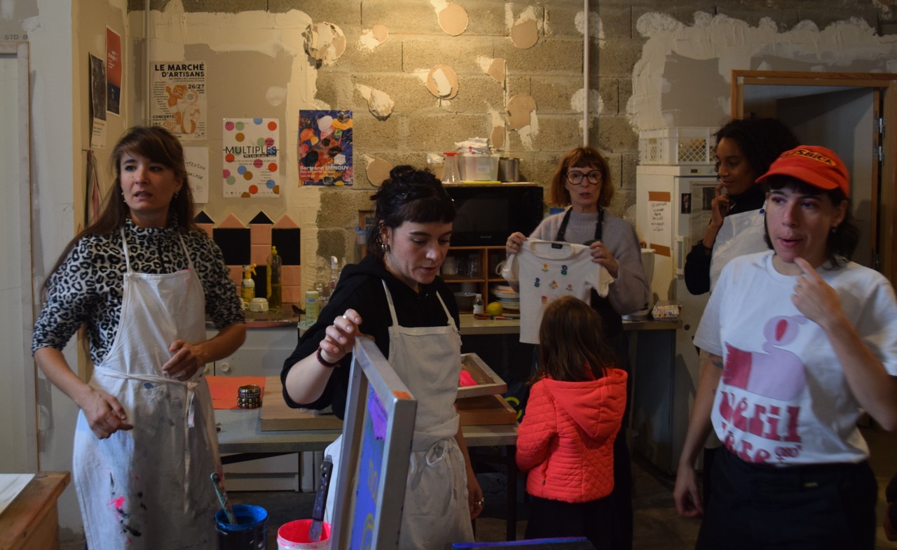 Latelier de srigraphie  la Manufacture des tabacs tait assur par lassociation Bye Bye Binary et lEESAB de Bretagne. Photo Pyb29